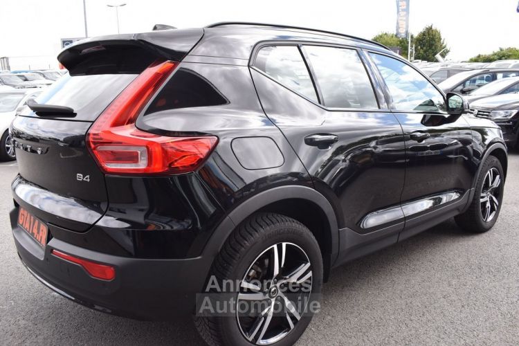 Volvo XC40 B4 197CH R-DESIGN DCT 7 - <small></small> 36.880 € <small>TTC</small> - #2