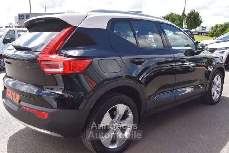 Volvo XC40 D4 ADBLUE AWD 190CH MOMENTUM GEARTRONIC 8 - <small></small> 28.990 € <small>TTC</small> - #2