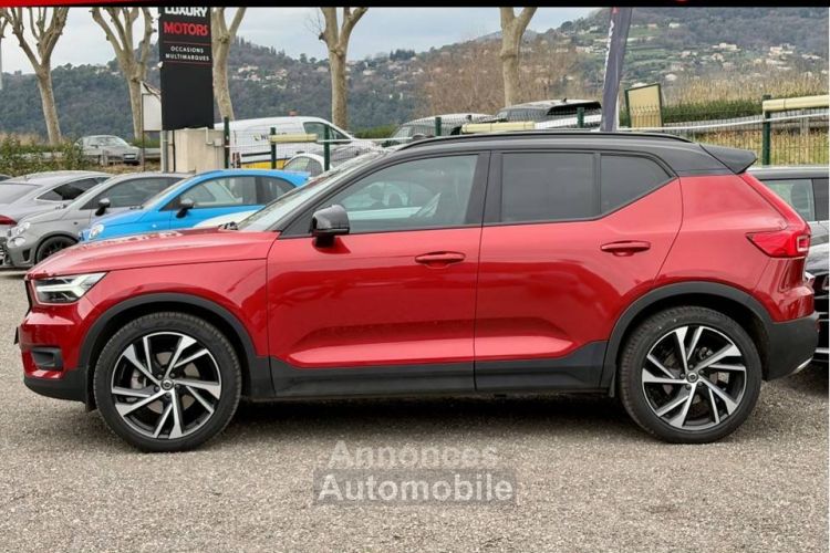 Volvo XC40 D4 AWD R-DESIGN 190 TOIT OUVRANT - <small></small> 32.990 € <small>TTC</small> - #4