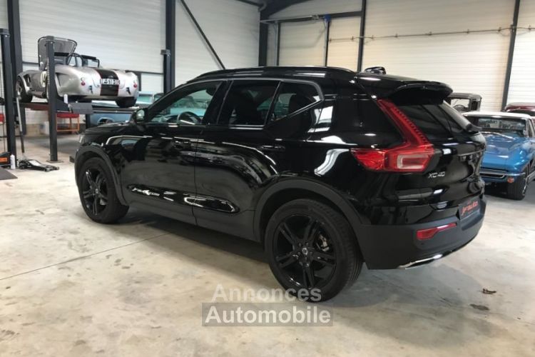 Volvo XC40 T 4 R-DESIGN 4X4 2.0 GEARTRONIC 8 190 CV 4X4 - <small></small> 23.900 € <small>TTC</small> - #2