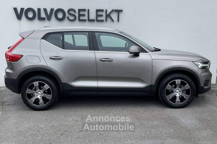 Volvo XC40 T2 129 ch Geartronic 8 Inscription Luxe - <small></small> 32.900 € <small>TTC</small> - #4