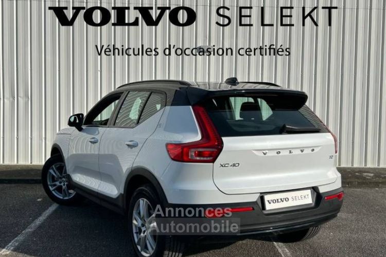 Volvo XC40 T2 129 ch Geartronic 8 R-Design - <small></small> 27.990 € <small>TTC</small> - #4