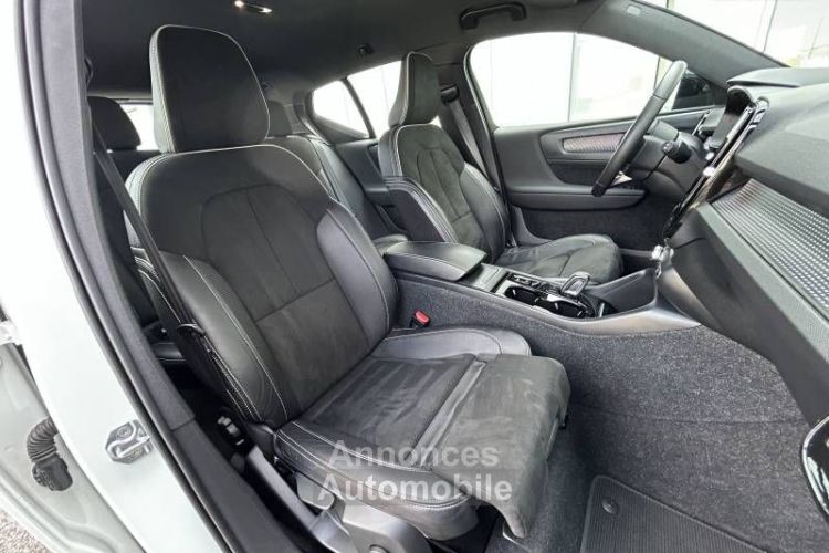 Volvo XC40 T2 129 ch Geartronic 8 R-Design - <small></small> 27.990 € <small>TTC</small> - #11