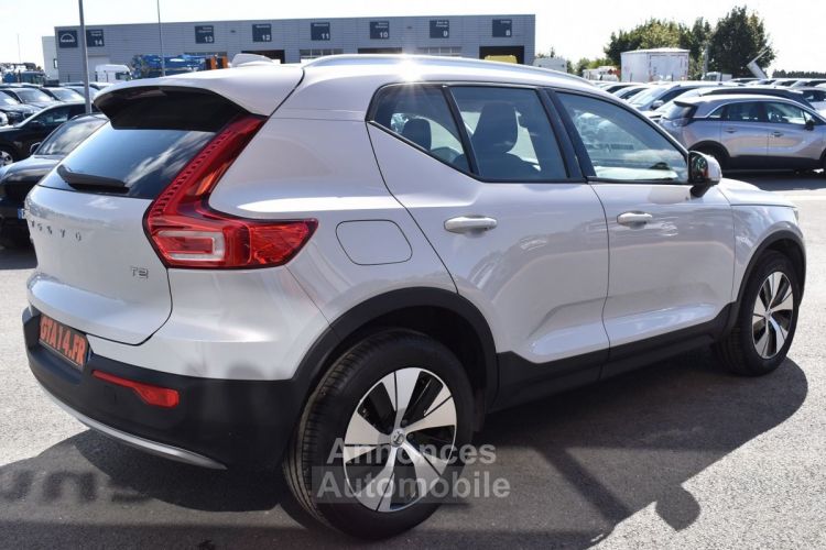 Volvo XC40 T2 129CH MOMENTUM BUSINESS GEARTRONIC 8 - <small></small> 26.490 € <small>TTC</small> - #2