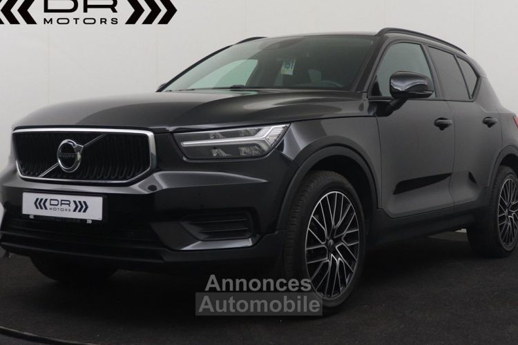 Volvo XC40 T2 MOMENTUM CORE - BLUETOOTH DAB - <small></small> 25.995 € <small>TTC</small> - #1