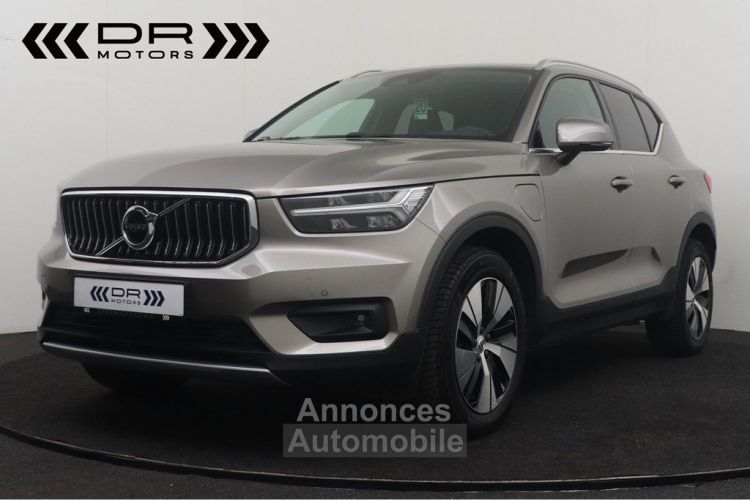 Volvo XC40 T4 FULL HYBRID - INSCRIPTION NAVI LED LEDER APPLE CARPLAY TOPSTAAT 1ste EIigenaar - <small></small> 31.995 € <small>TTC</small> - #1