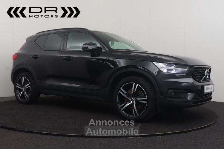 Volvo XC40 T4 RECHARGE GEARTRONIC R DESIGN - NAVI LED PANODAK HARMAN KARDON - <small></small> 28.995 € <small>TTC</small> - #3