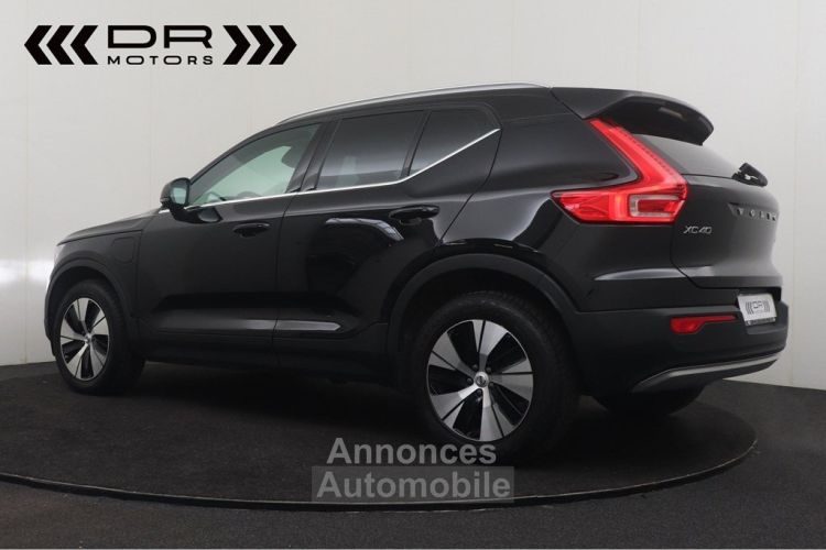 Volvo XC40 T4 RECHARGE PHEV MOMENTUM PRO - NAVI LED LEDER APPLE CARPLAY KEYLESS ENTRY - <small></small> 28.995 € <small>TTC</small> - #7