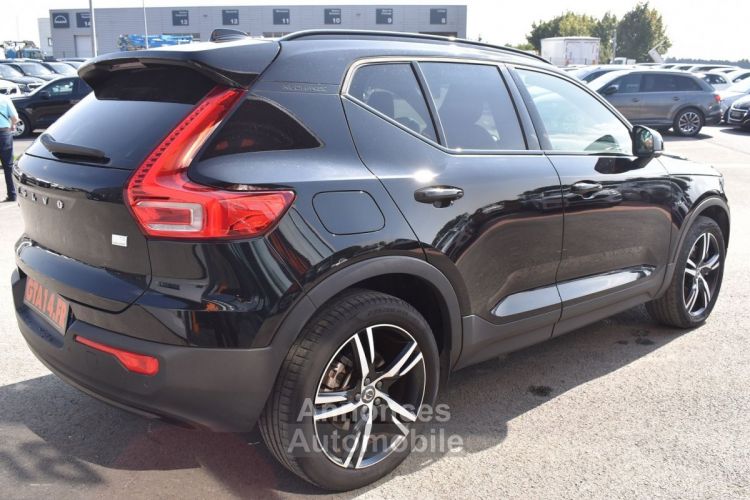 Volvo XC40 T5 RECHARGE 180 + 82CH R-DESIGN DCT 7 - <small></small> 31.490 € <small>TTC</small> - #2