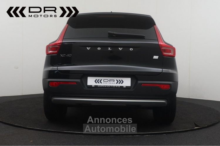 Volvo XC40 T5 RECHARGE Twin Engine - MOMENTUM PRO NAVI LED LEDER - <small></small> 28.995 € <small>TTC</small> - #4