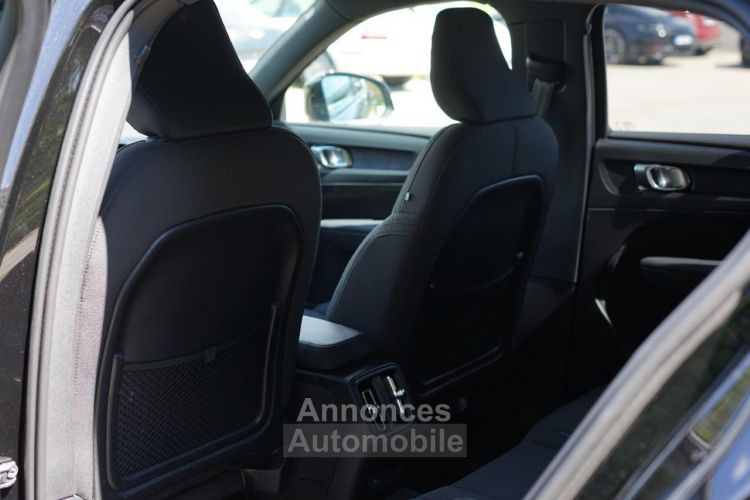 Volvo XC40 VOLVO XC40 RECHARGE 231 Ch 67 KWH 1EDT START - GARANTIE 12 MOIS - Très Bon état - Volant Chauffant - Sièges Chauffants - Caméra De Recul - <small></small> 32.990 € <small>TTC</small> - #20