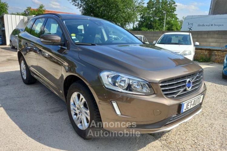 Volvo XC60 (2) D4 181 MOMENTUM GEARTRONIC - <small></small> 18.500 € <small>TTC</small> - #16