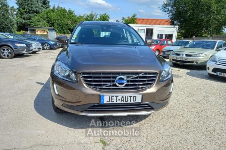 Volvo XC60 (2) D4 181 MOMENTUM GEARTRONIC - <small></small> 18.500 € <small>TTC</small> - #19
