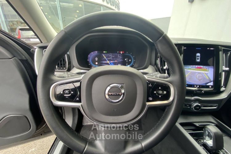 Volvo XC60 B4 197 ch Geartronic 8 Plus Style Dark - <small></small> 40.900 € <small>TTC</small> - #17