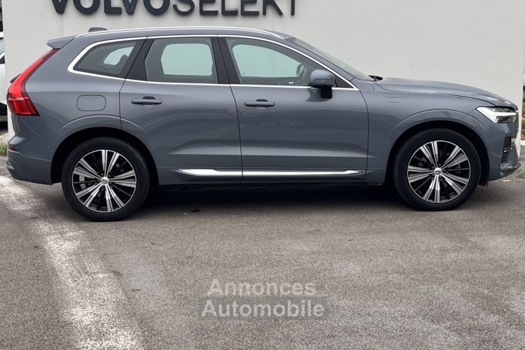 Volvo XC60 B4 197 ch Geartronic 8 Ultimate Style Dark - <small></small> 40.900 € <small>TTC</small> - #3