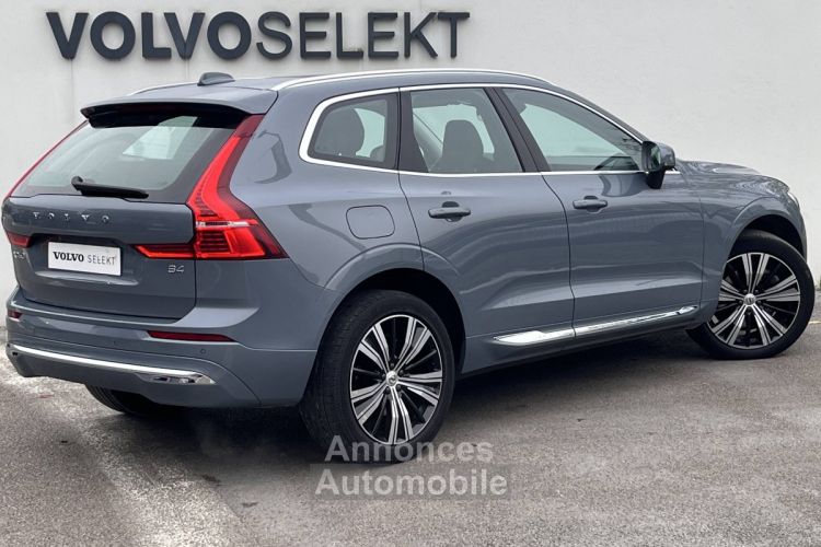 Volvo XC60 B4 197 ch Geartronic 8 Ultimate Style Dark - <small></small> 40.900 € <small>TTC</small> - #4