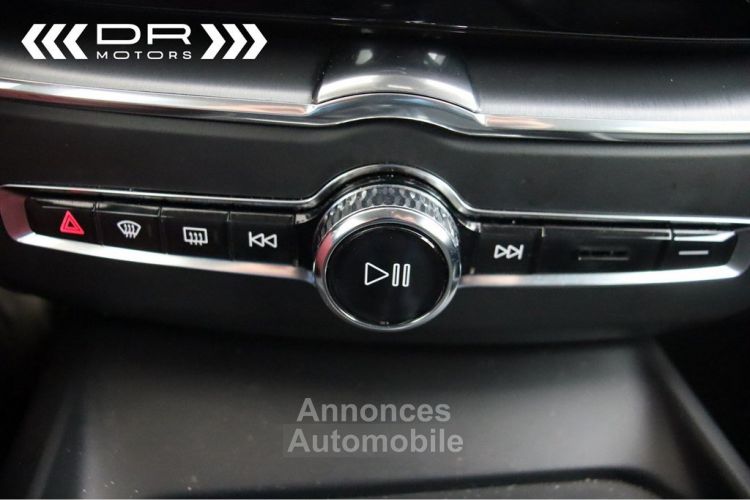 Volvo XC60 D3 MOMENTUM - LED NAVI LEDER 360° CAMERA - <small></small> 26.495 € <small>TTC</small> - #27