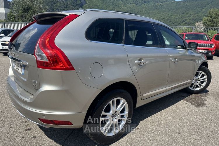 Volvo XC60 D5 AWD 215CH XENIUM GEARTRONIC - <small></small> 19.990 € <small>TTC</small> - #3