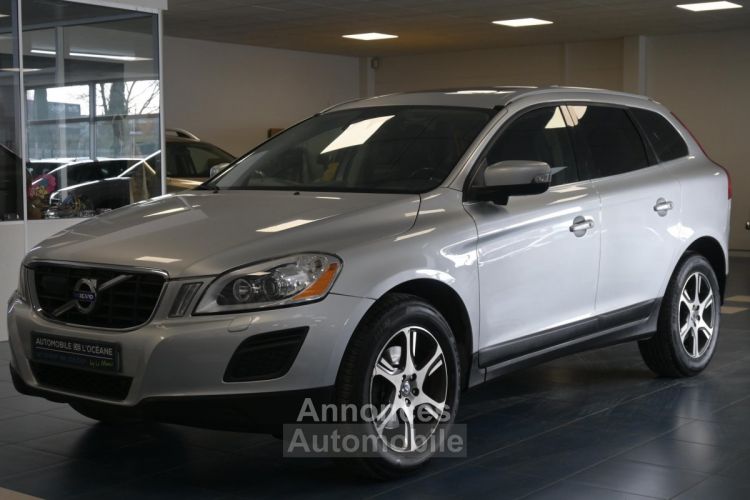 Volvo XC60 D5 AWD Xenium Geartronic A - <small></small> 9.996 € <small>TTC</small> - #1