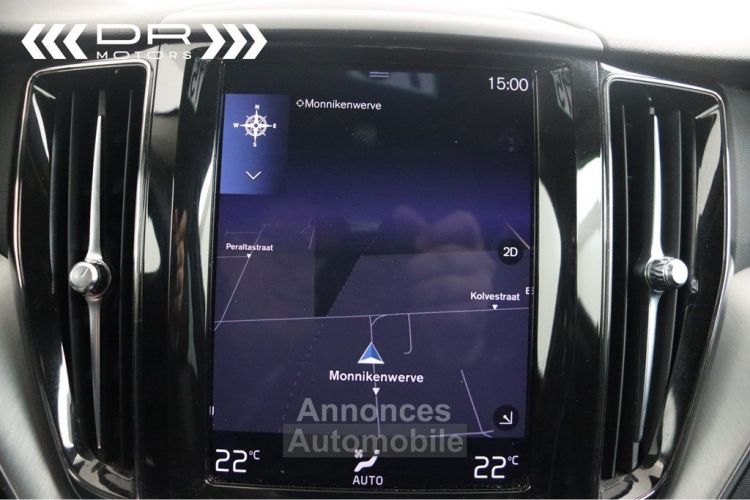 Volvo XC60 T4 GEARTRONIC MOMENTUM - LED NAVI APPLE CARPLAY/ANDROID AUTO - <small></small> 24.995 € <small>TTC</small> - #18