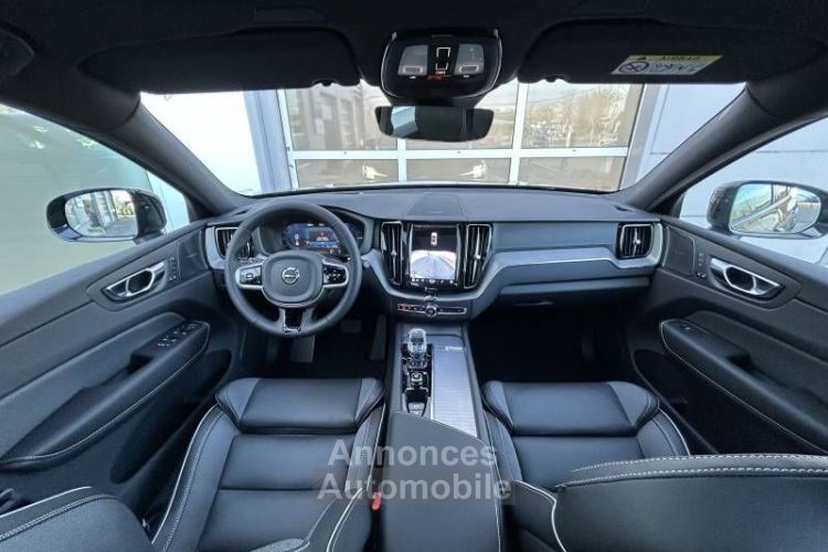 Volvo XC60 T6 AWD Hybride rechargeable 253 ch+145 ch Geartronic 8 Ultra Style Dark - <small></small> 71.990 € <small>TTC</small> - #19