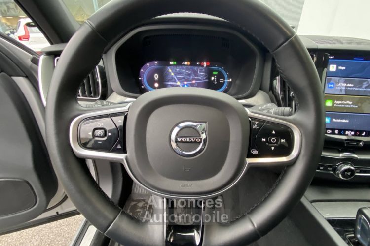 Volvo XC60 T6 Recharge AWD 253 ch + 145 ch Geartronic 8 R-Design - <small></small> 42.800 € <small>TTC</small> - #19