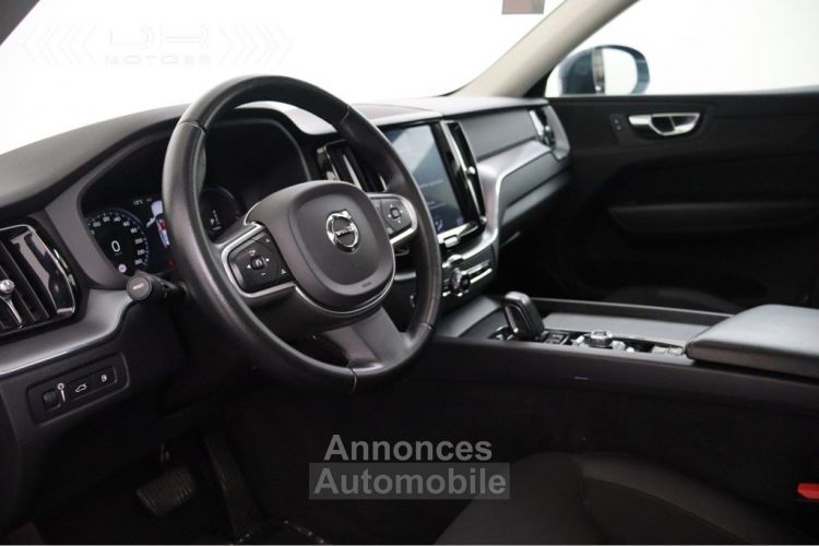 Volvo XC60 T8 AWD GEARTRONIC MOMENTUM PRO - PANODAK NAVI LED LEDER TREKHAAK - <small></small> 31.995 € <small>TTC</small> - #15