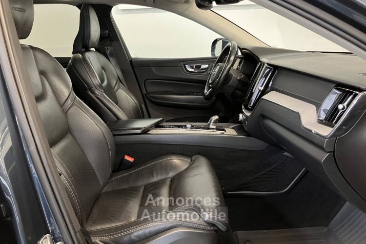 Volvo XC60 T8 Twin Engine 303 ch + 87 ch Geartronic 8 Inscription Luxe - <small></small> 37.990 € <small>TTC</small> - #28