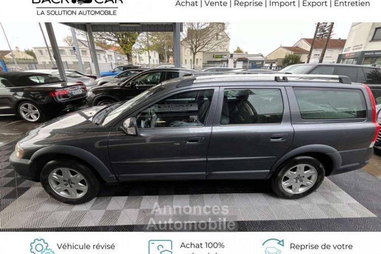 Volvo XC70 D5 AWD 185 Momentum Geartronic A - <small></small> 13.990 € <small>TTC</small> - #4
