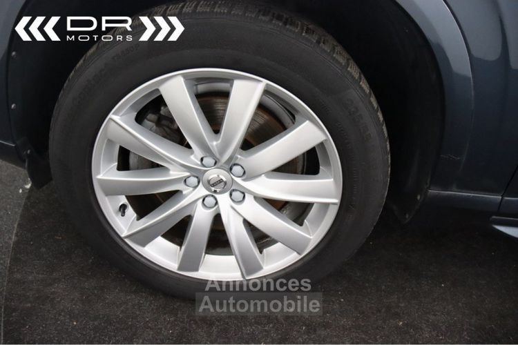 Volvo XC90 D4 MOMENTUM GEARTRONIC - NAVI 7 PLAATSEN - <small></small> 35.995 € <small>TTC</small> - #50