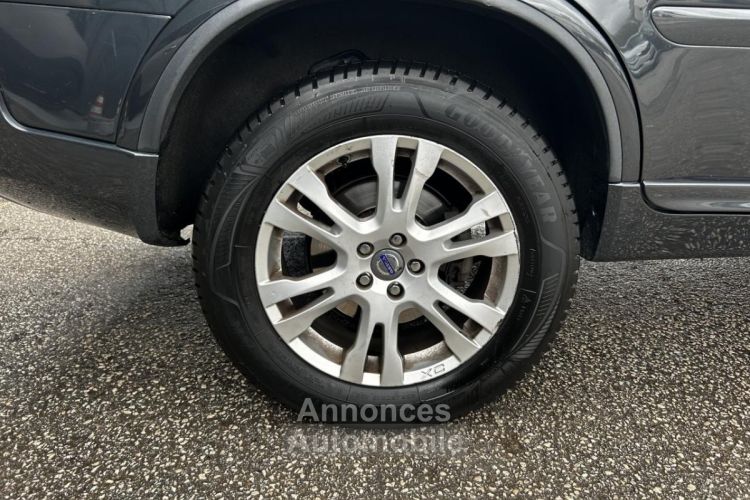 Volvo XC90 D5 FAP AWD - 200 - BVA Geartronic Xenium 7pl PHASE 2 - <small></small> 17.990 € <small>TTC</small> - #23