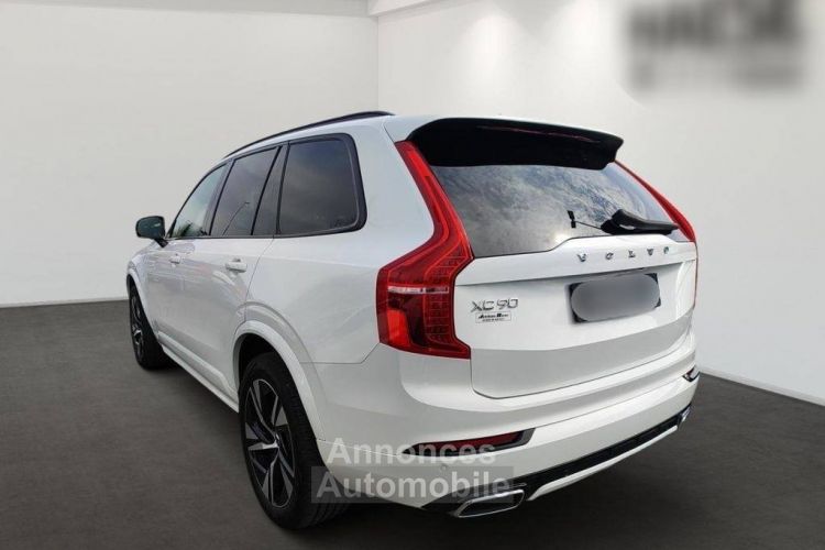 Volvo XC90 II T8 Twin Engine 303 + 87ch R-Design Geartronic 7 places - <small></small> 49.900 € <small>TTC</small> - #4