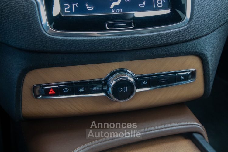 Volvo XC90 T8 Twin Engine Inscription 7 plaatsen Plug-in Hybride - APPLE CARPLAY - PANO DAK - ZETELVENTILATIE - CAMERA - TREKHAAK - <small></small> 43.999 € <small>TTC</small> - #26