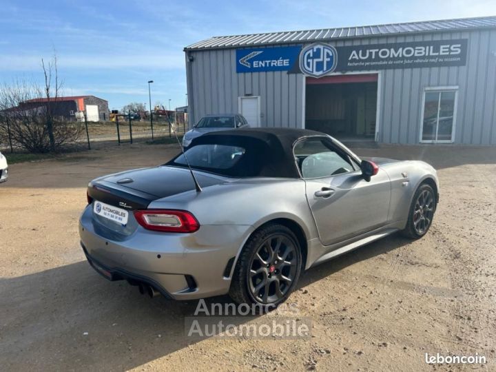 Abarth 124 Spider 1.4 MultiAir 140 ch - 5