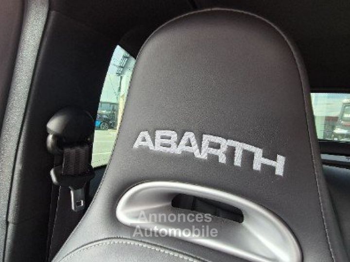 Abarth 595 595C E6D TEMP 1.4 Turbo 16V T-Jet 180 ch BVA5 Competizione 2P - 17