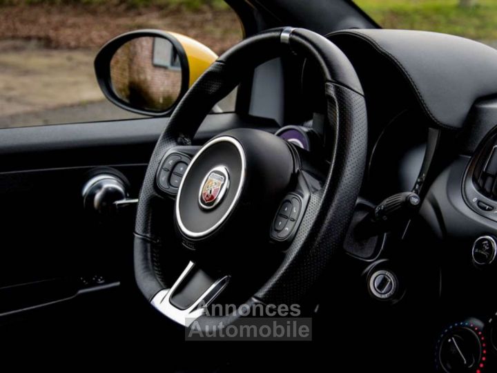 Abarth 595 PISTA MANUAL PANO OPEN ROOF BELGIAN CAR - 40