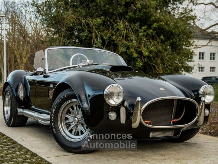 AC Cobra SUPERFORMANCE III 427 700 HP V8 4 SPEED - 4