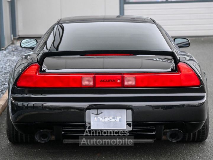 Acura NSX Coupe - 24