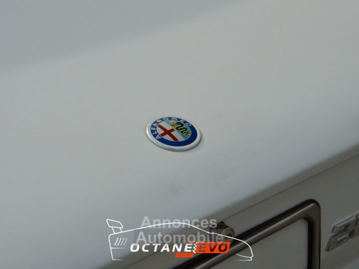 Alfa Romeo 2000 Berlina - 21