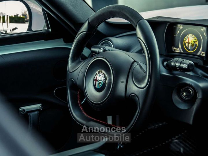 Alfa Romeo 4C - 15
