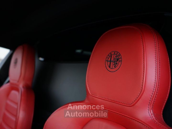 Alfa Romeo 4C 1750 TBI 240 ch STANDARD EDITION - Deuxième main - Française - Garantie 12 mois - 11