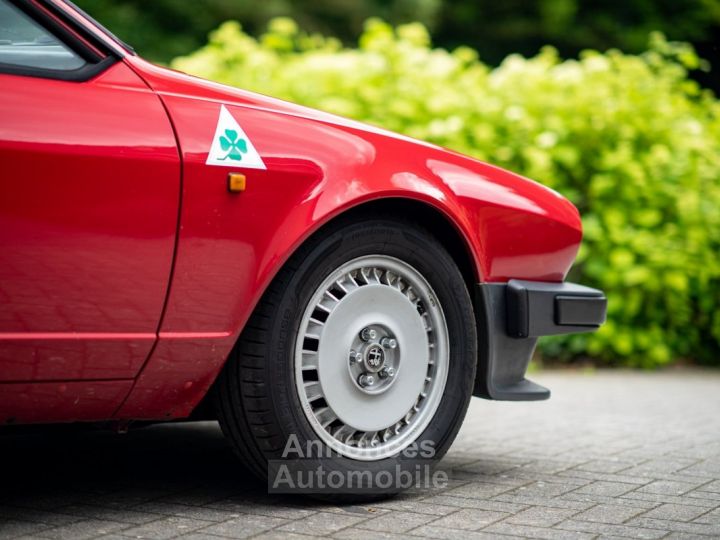 Alfa Romeo Alfetta - 5