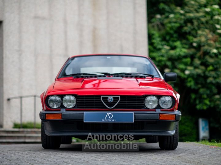 Alfa Romeo Alfetta - 8