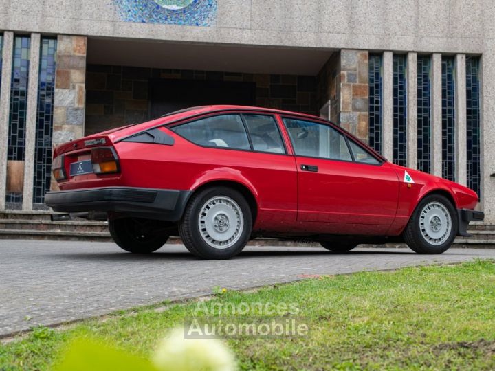 Alfa Romeo Alfetta - 30