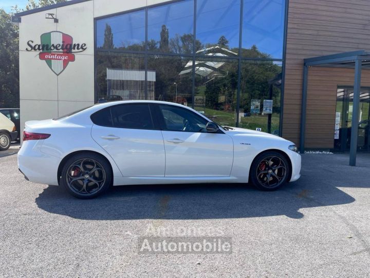 Alfa Romeo Giulia 2.2 JTD 16V Q4 AT8 210 cv - 4