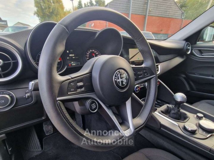 Alfa Romeo Giulia 2.2 JTDm Super XENON RADAR CRUISE NAVIGATION - 7