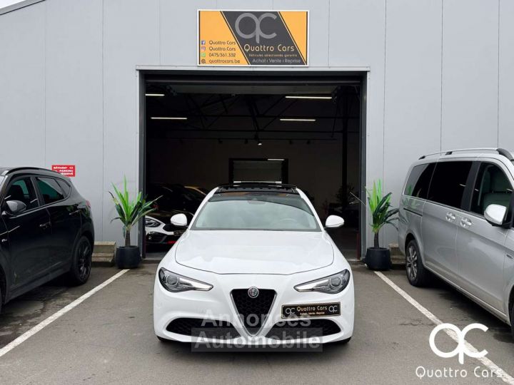 Alfa Romeo Giulia 2.2D - 3