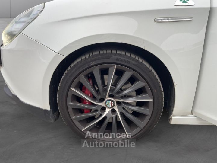 Alfa Romeo Giulietta 1750 TBI 235 ch Quadrifoglio Verde - 15