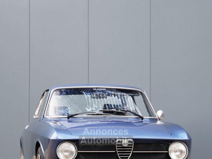 Alfa Romeo Junior Elettrica 2000 2.000 l twin cam with 130 BHP - 16