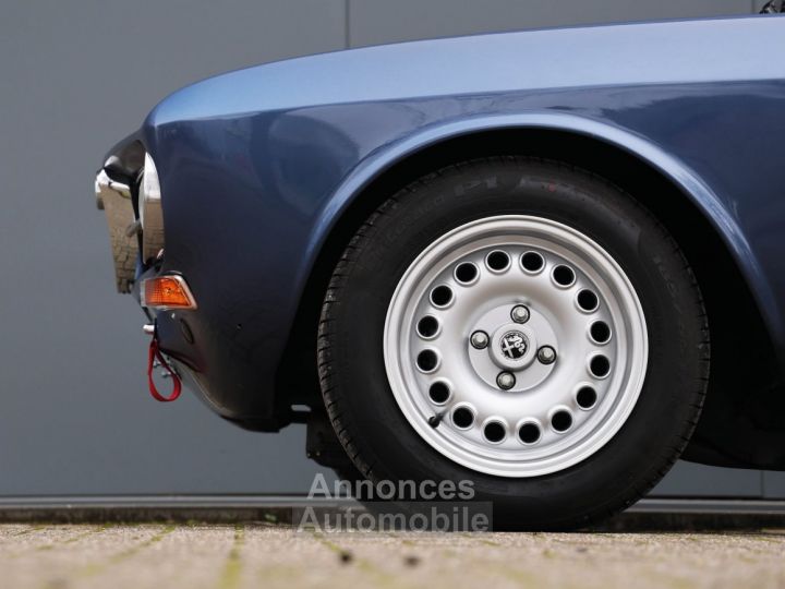 Alfa Romeo Junior Elettrica 2000 2.000 l twin cam with 130 BHP - 31